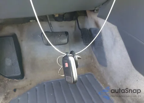 2000 Toyota Camry Xle z USA, uszkodzony, nr VIN JT2BG28K2Y0493612